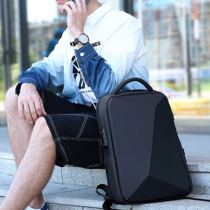 Mochila Executiva Fenruen - Notebook 14`, Expansível, Impermeável e Porta USB
